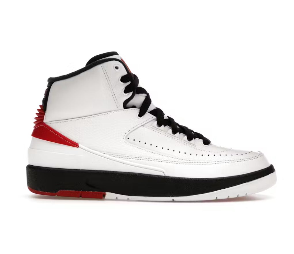 Jordan 2 “Chicago” (2022)